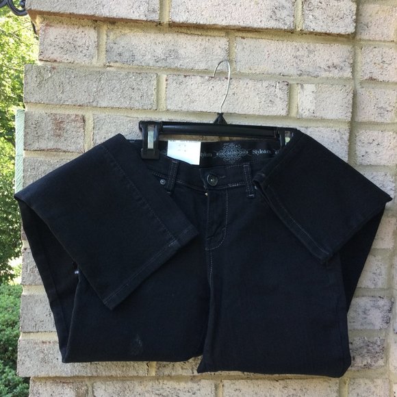 Style&Co Black Straight Leg Comfort Waist Jean - Picture 3 of 4